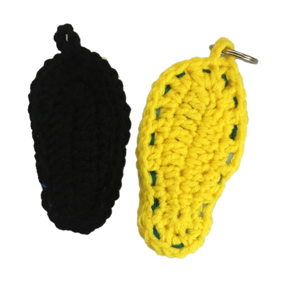 Crochet Sandal Keychains - Picture 5 of 6